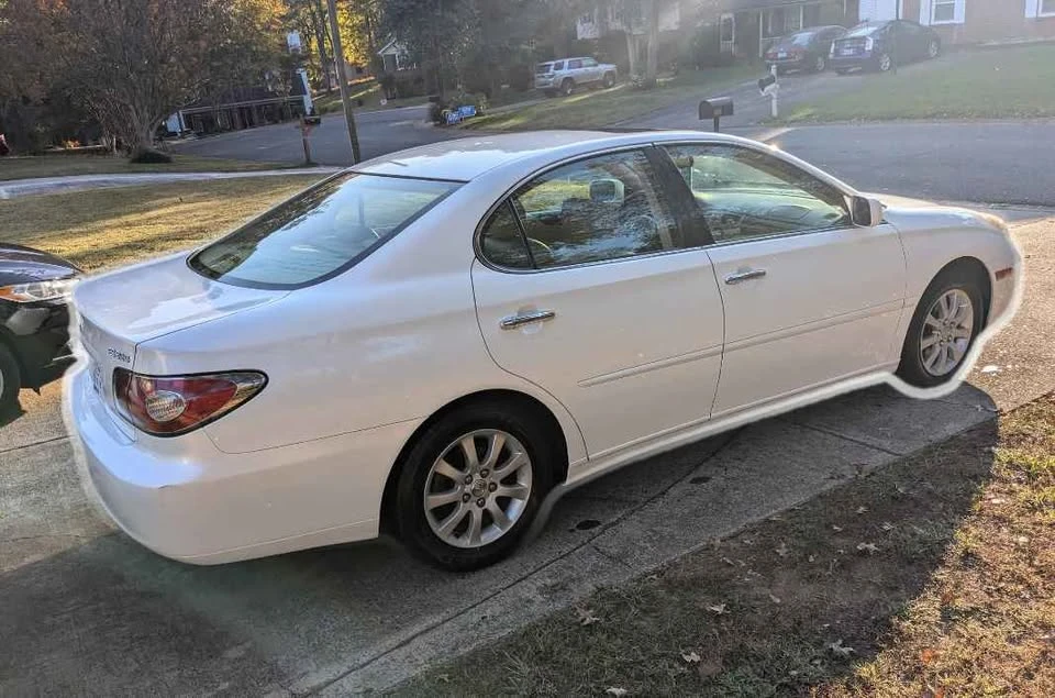 2004 Lexus ES 4th Gen - Image 9 of 9