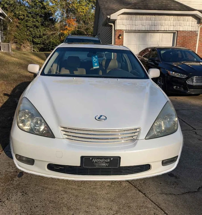 2004 Lexus ES 4th Gen - Image 8 of 9
