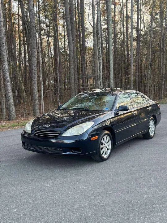 2004 Lexus ES 4th Gen - Image 11 of 18