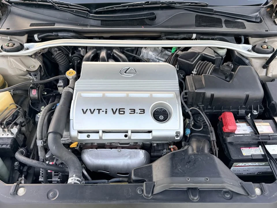 2004 Lexus ES 4th Gen - Image 15 of 19