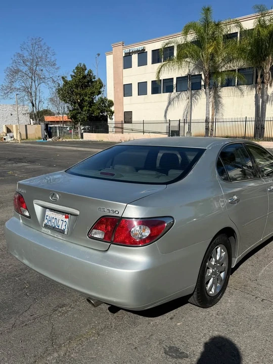 2004 Lexus ES 4th Gen - Image 4 of 9