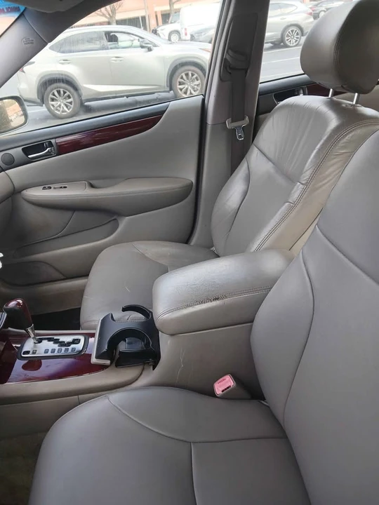 2004 Lexus ES 4th Gen - Image 8 of 20