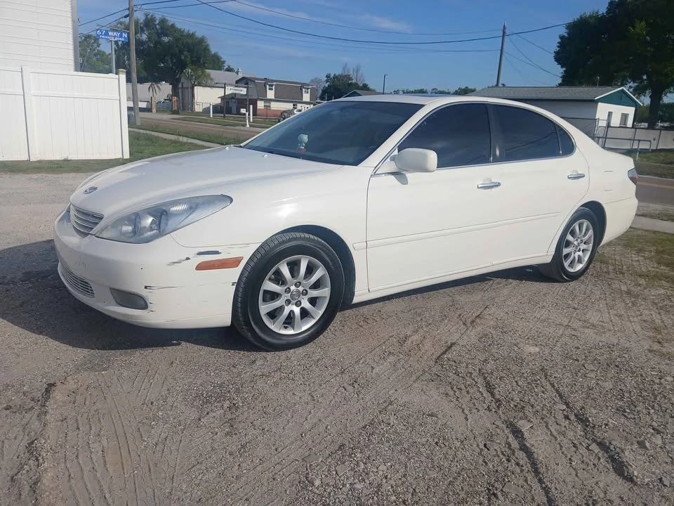 2004 Lexus ES 4th Gen - Image 4 of 10