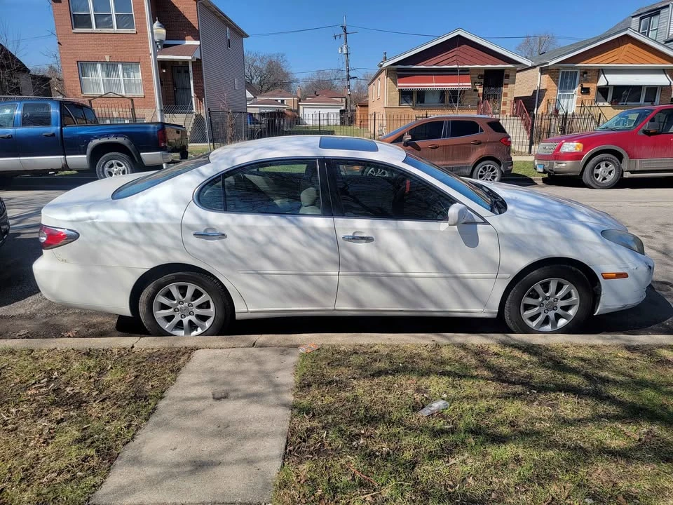 2004 Lexus ES 4th Gen - Image 2 of 5