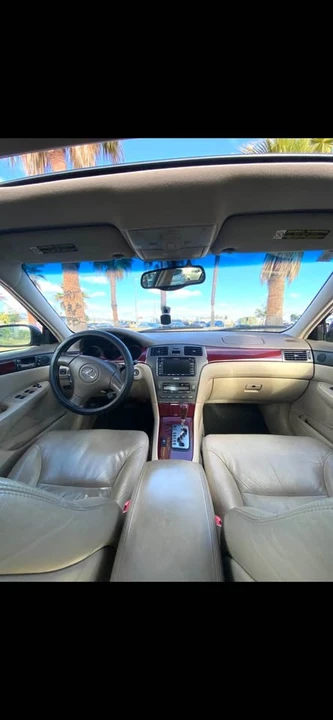 2004 Lexus ES 4th Gen - Image 2 of 16