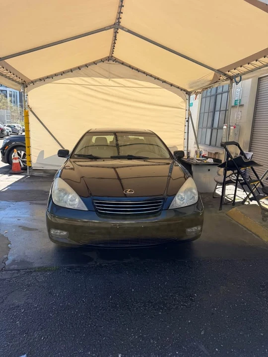 2004 Lexus ES 4th Gen - Image 8 of 16