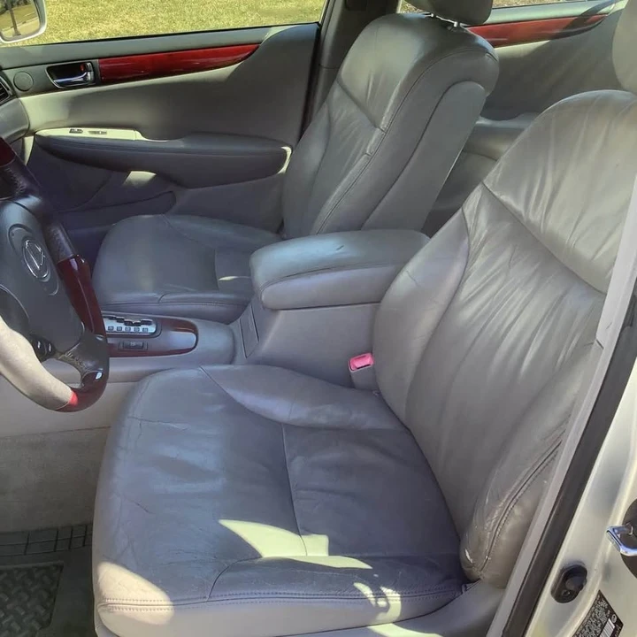 2004 Lexus ES 4th Gen - Image 10 of 16