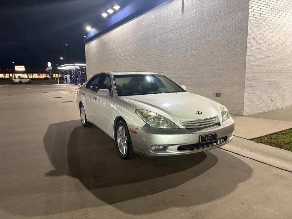 2004 Lexus ES 4th Gen - Image 3 of 4