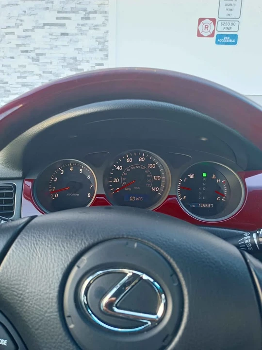 2004 Lexus ES 4th Gen - Image 12 of 16