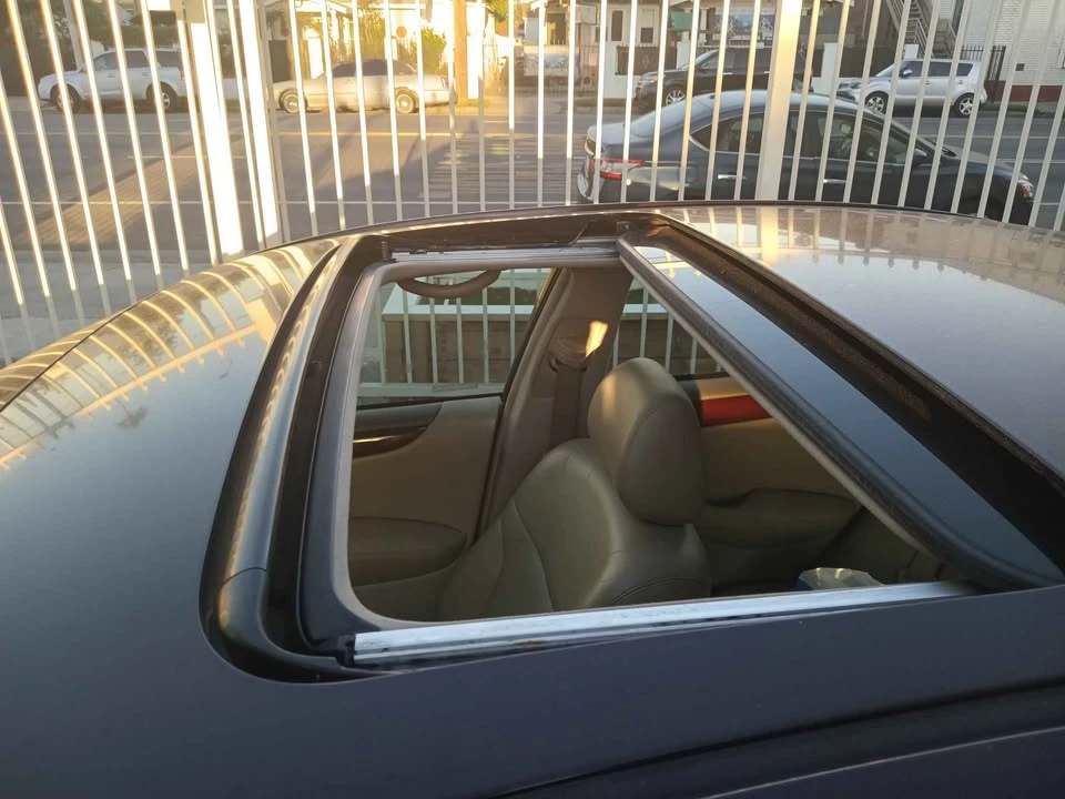2004 Lexus ES 4th Gen - Image 8 of 11