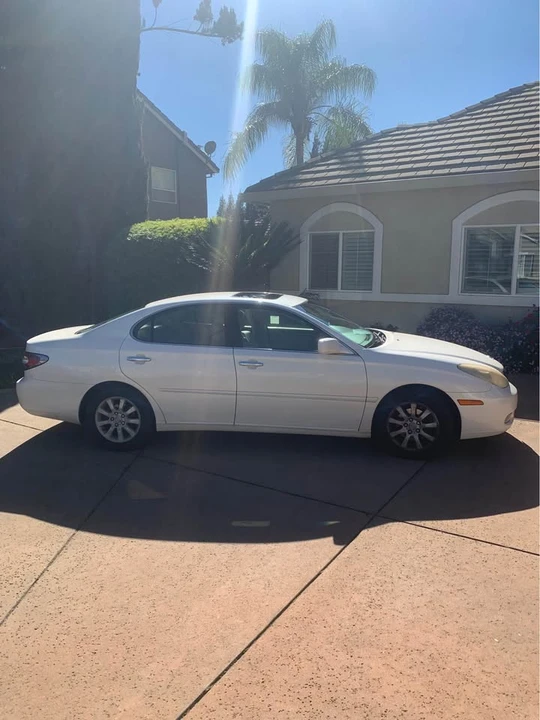 2004 Lexus ES 4th Gen - Image 6 of 13