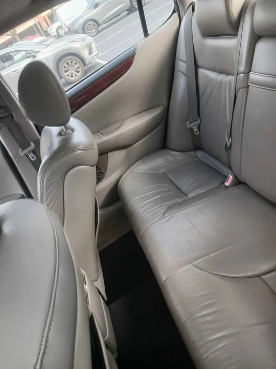 2004 Lexus ES 4th Gen - Image 7 of 20