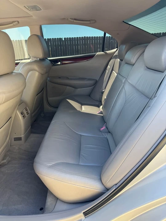 2004 Lexus ES 4th Gen - Image 8 of 10
