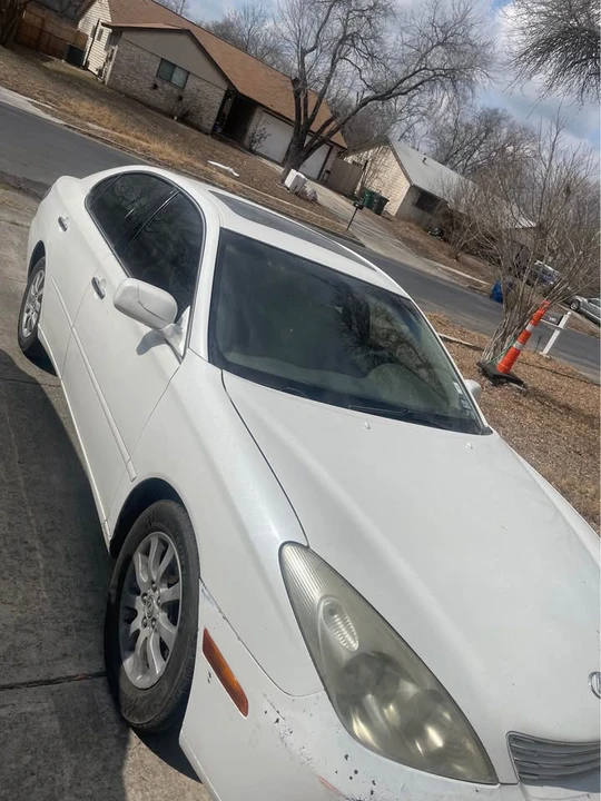2004 Lexus ES 4th Gen - Image 2 of 7
