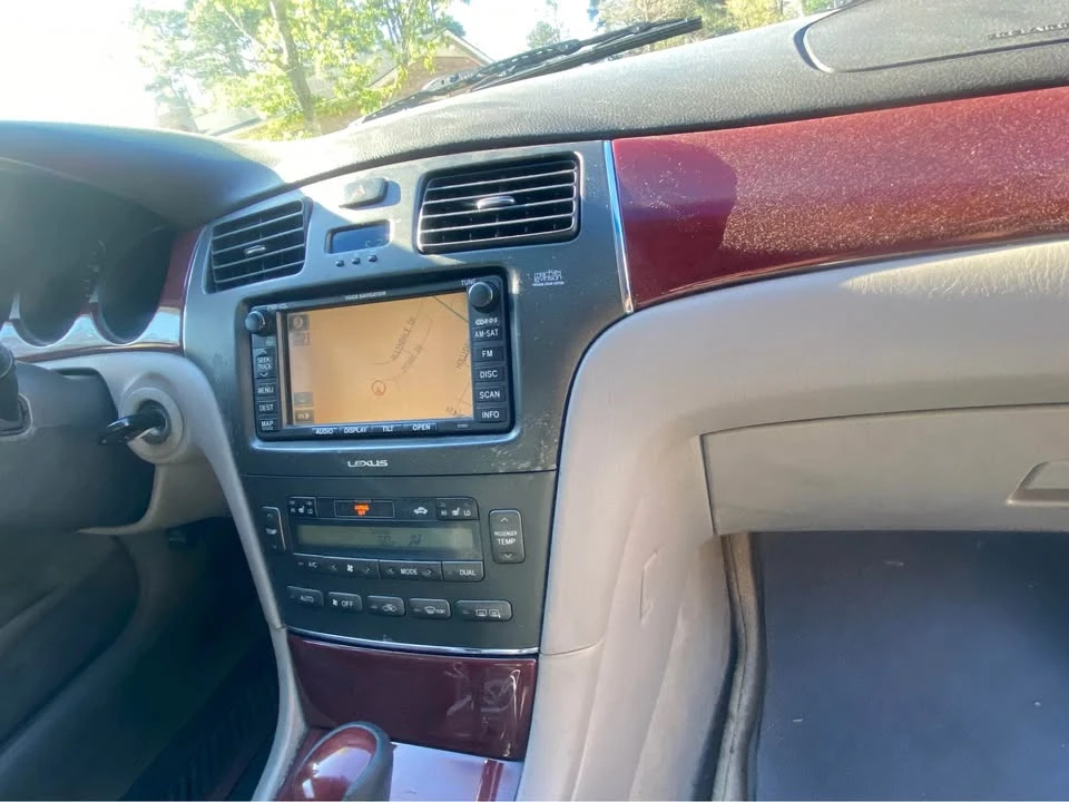 2004 Lexus ES 4th Gen - Image 6 of 7