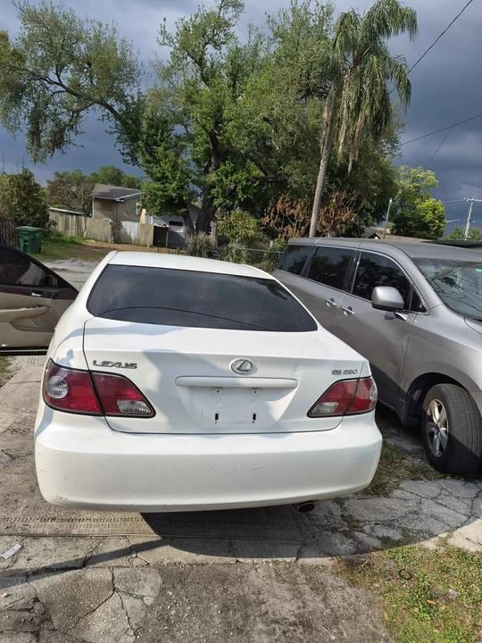 2004 Lexus ES 4th Gen - Image 3 of 10
