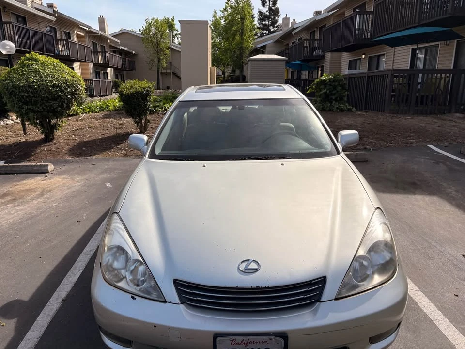 2004 Lexus ES 4th Gen - Image 3 of 11
