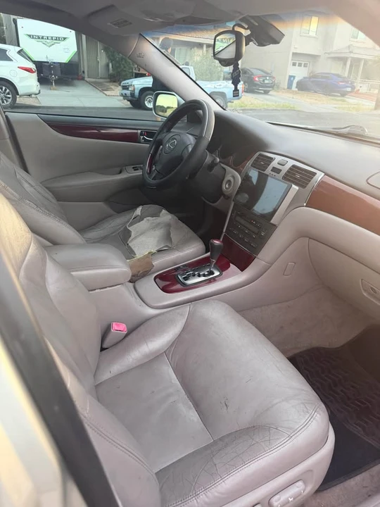 2004 Lexus ES 4th Gen - Image 8 of 9