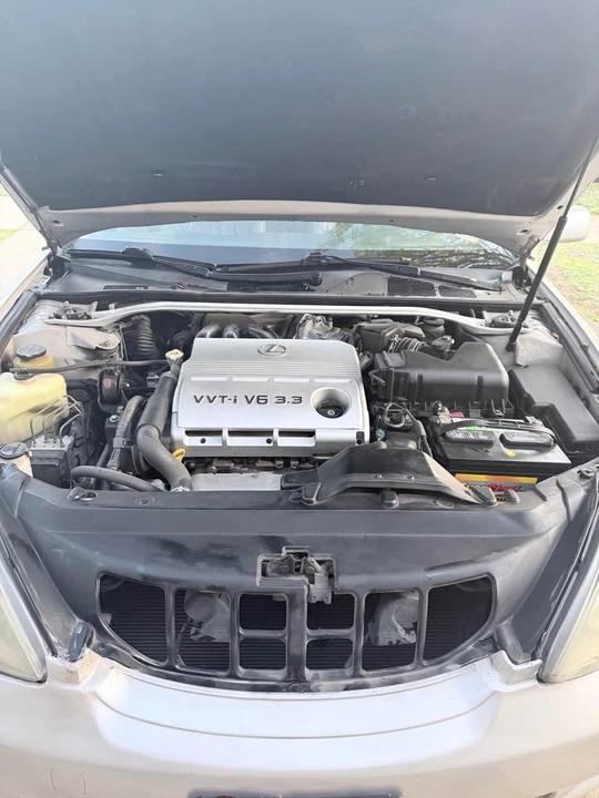 2004 Lexus ES 4th Gen - Image 2 of 6