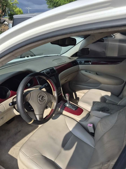2004 Lexus ES 4th Gen - Image 10 of 10