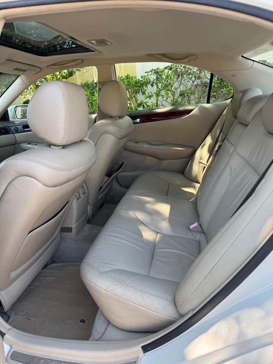 2004 Lexus ES 4th Gen - Image 12 of 14
