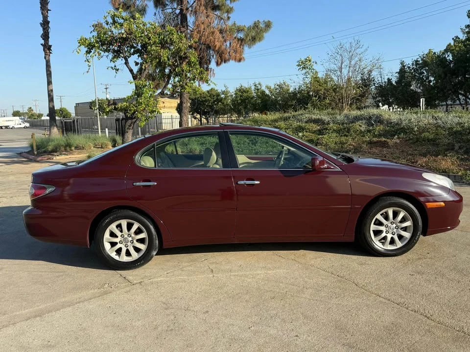 2004 Lexus ES 4th Gen - Image 7 of 20