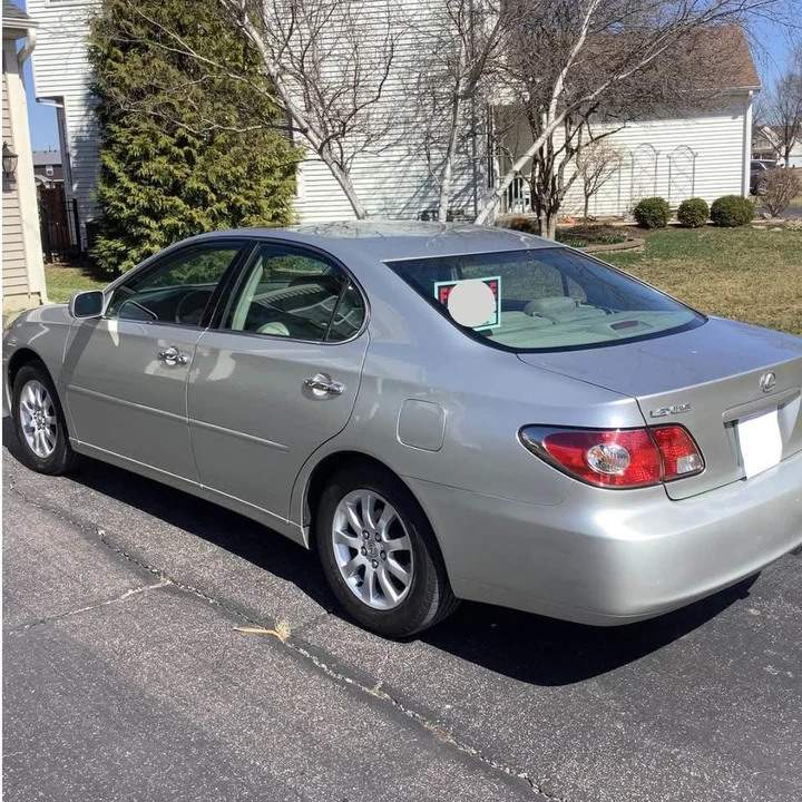 2004 Lexus ES 4th Gen - Image 2 of 16