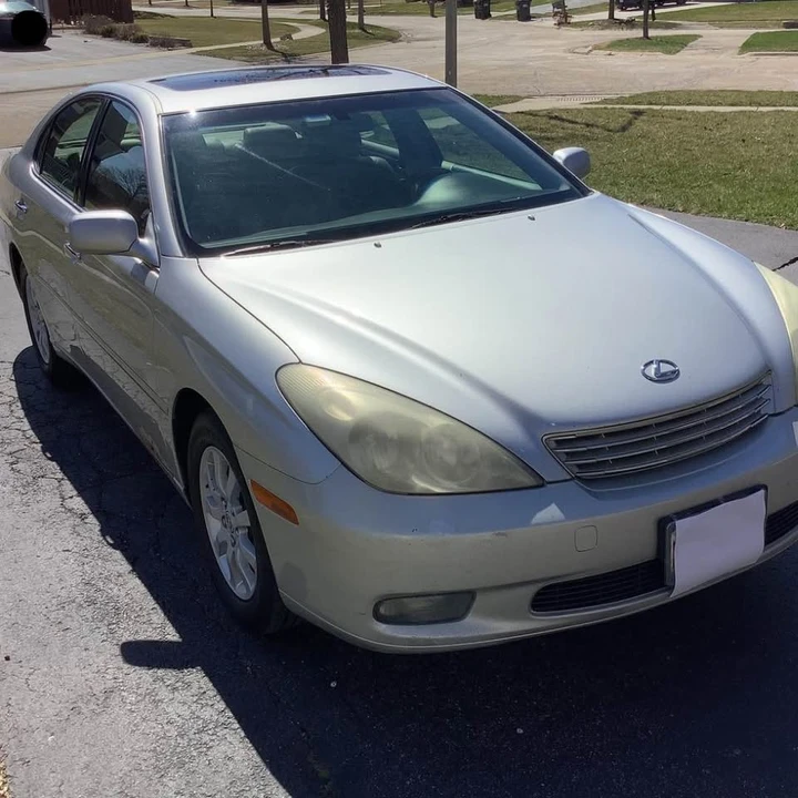 2004 Lexus ES 4th Gen - Image 4 of 16