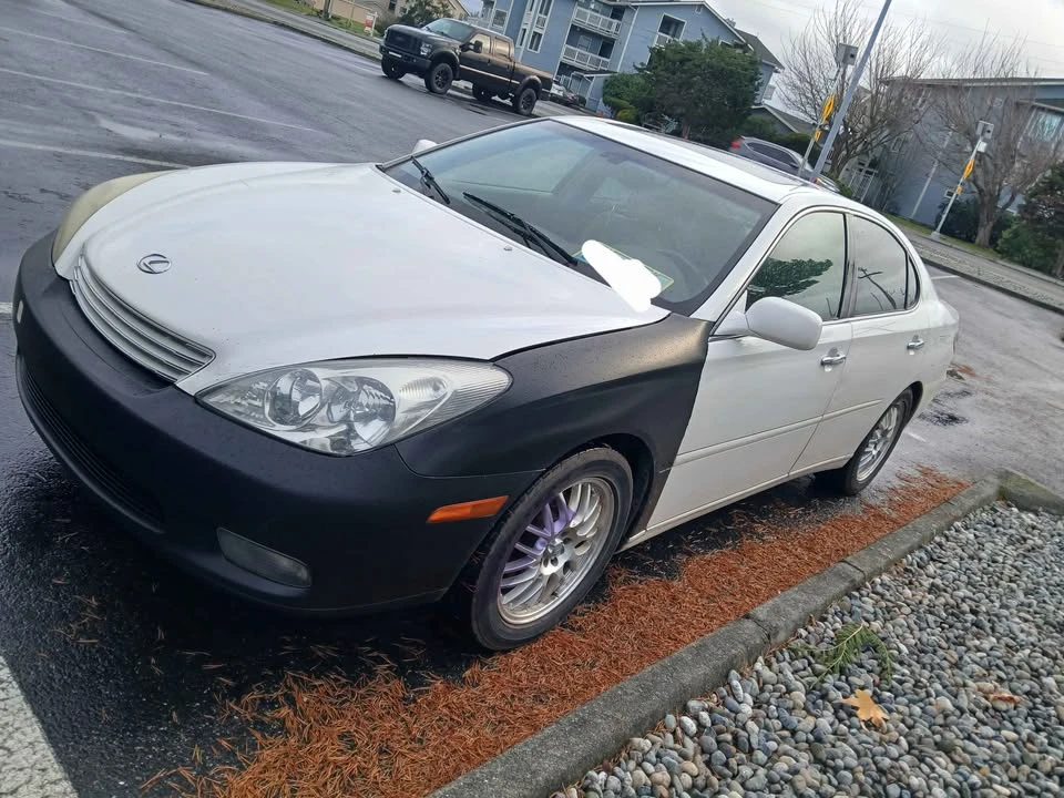 2004 Lexus ES 4th Gen - Image 2 of 3