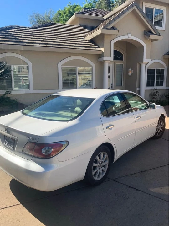 2004 Lexus ES 4th Gen - Image 5 of 13