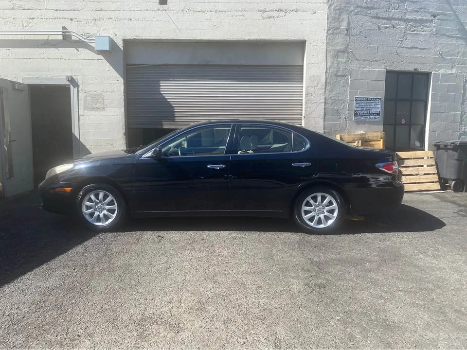 2004 Lexus ES 4th Gen - Image 7 of 16