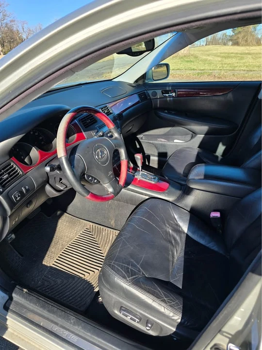 2004 Lexus ES 4th Gen - Image 8 of 16