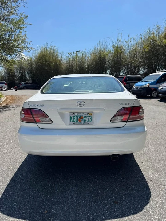 2004 Lexus ES 4th Gen - Image 4 of 14