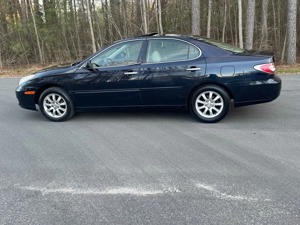 2004 Lexus ES 4th Gen - Image 5 of 20