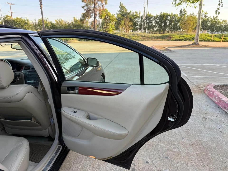 2004 Lexus ES 4th Gen - Image 14 of 20