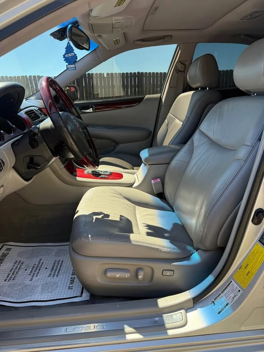 2004 Lexus ES 4th Gen - Image 6 of 10