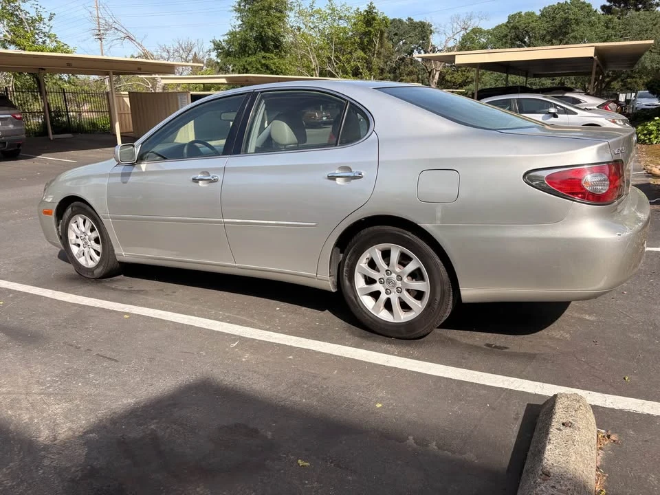 2004 Lexus ES 4th Gen - Image 11 of 11