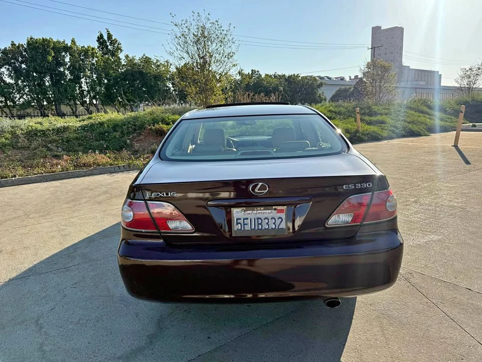 2004 Lexus ES 4th Gen - Image 2 of 20