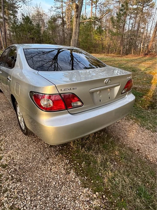 2004 Lexus ES 4th Gen - Image 5 of 18