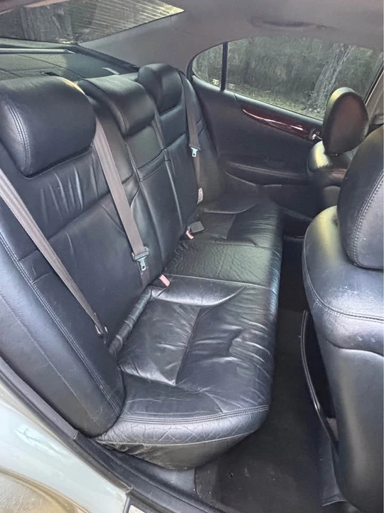 2004 Lexus ES 4th Gen - Image 18 of 18