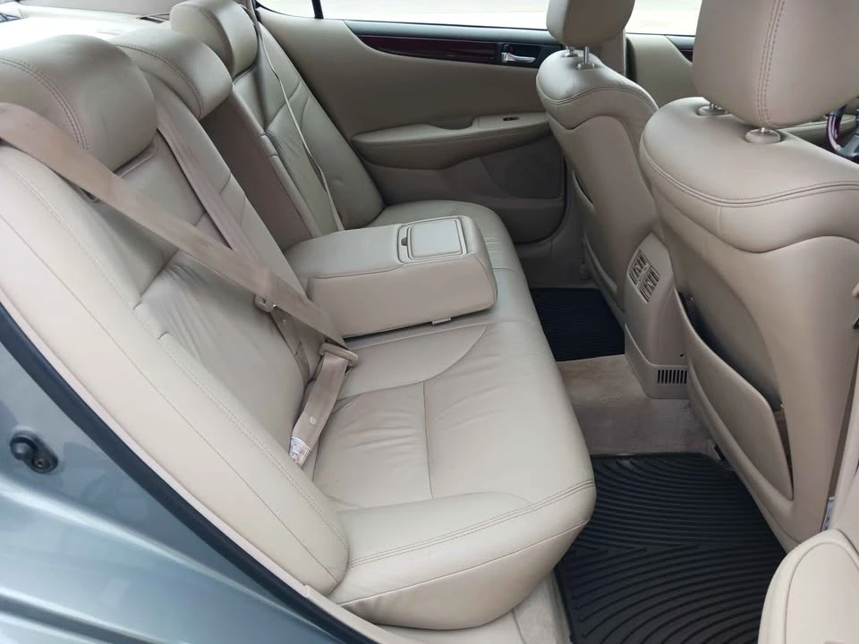 2004 Lexus ES 4th Gen - Image 11 of 14