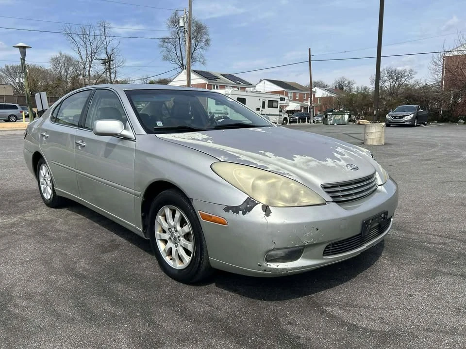 2004 Lexus ES 4th Gen - Image 3 of 12