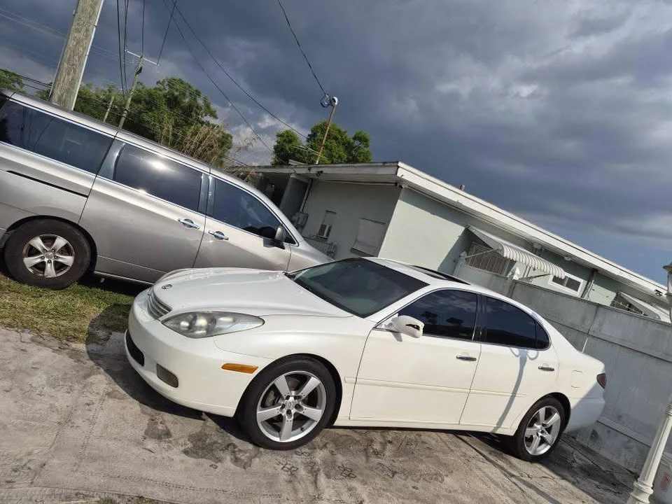 2004 Lexus ES 4th Gen - Image 6 of 10