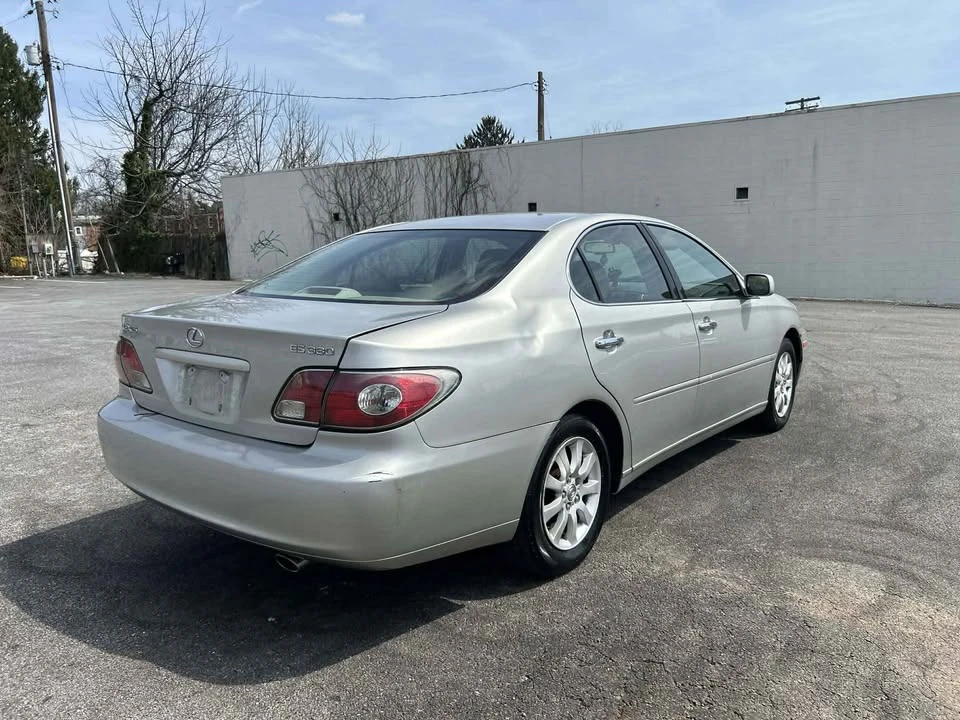 2004 Lexus ES 4th Gen - Image 5 of 12