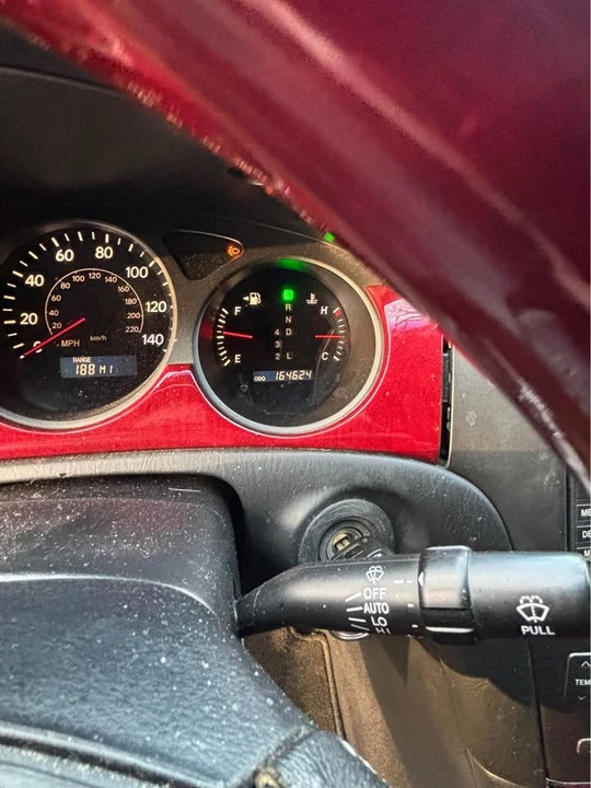 2004 Lexus ES 4th Gen - Image 12 of 18