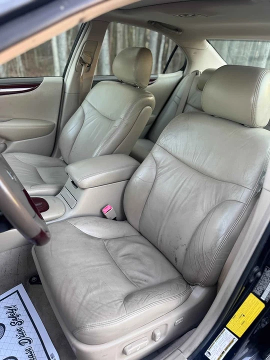 2004 Lexus ES 4th Gen - Image 18 of 20