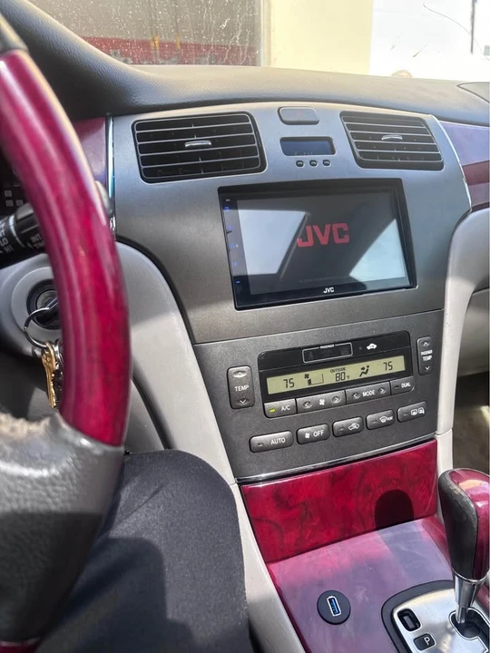 2004 Lexus ES 4th Gen - Image 3 of 3