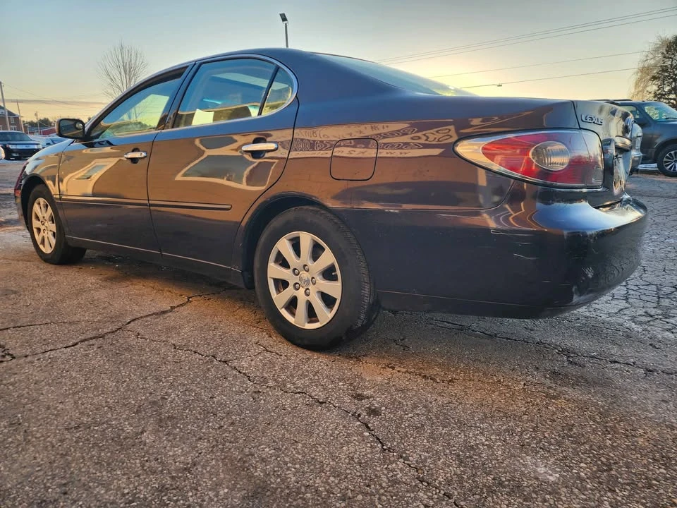 2004 Lexus ES 4th Gen - Image 5 of 9