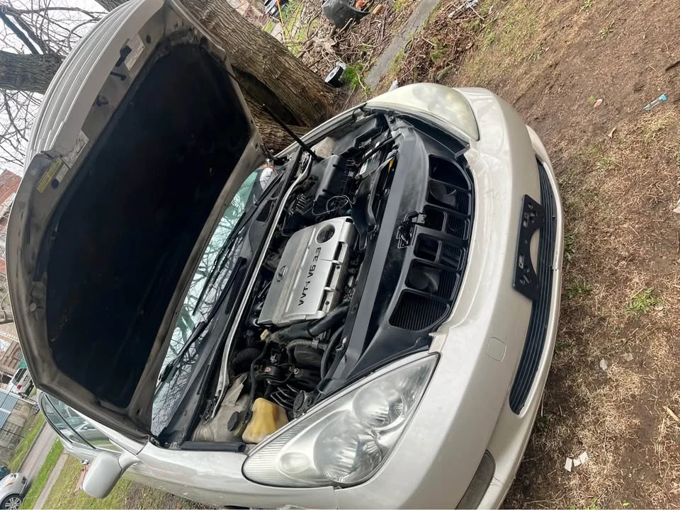 2004 Lexus ES 4th Gen - Image 15 of 17
