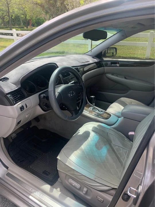 2004 Lexus ES 4th Gen - Image 4 of 12